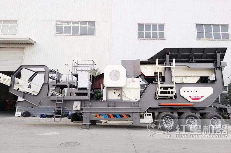 移動(dòng)車載碎石機(jī)圖片、配鄂破機(jī)